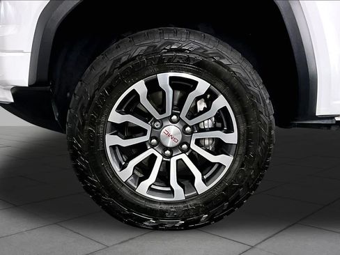 Used 2024 GMC Canyon Elevation w/ Convenience Package RWD image 20