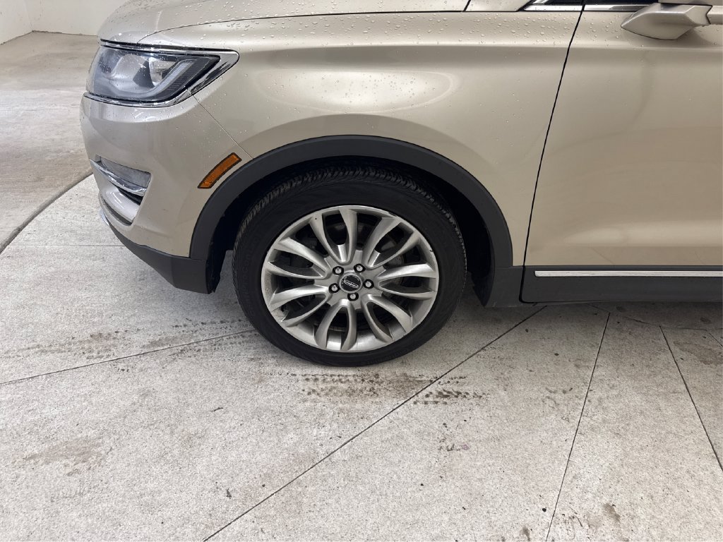 Used 2017 Lincoln MKC Reserve FWD image 16