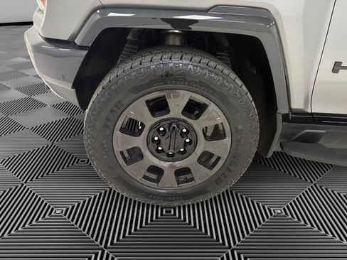Used 2026 GMC Hummer EV 3X w/ Carbon Fiber Edition Package AWD/4WD image 9