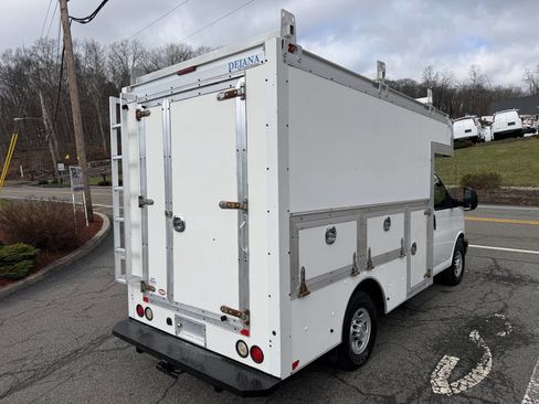 Used 2015 Chevrolet Express 3500 3500 2dr 139 in. WB Cutaway Ch image 6