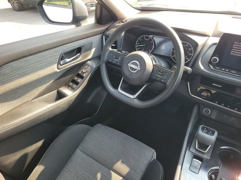 Used 2023 Nissan Rogue SV AWD/4WD image 13