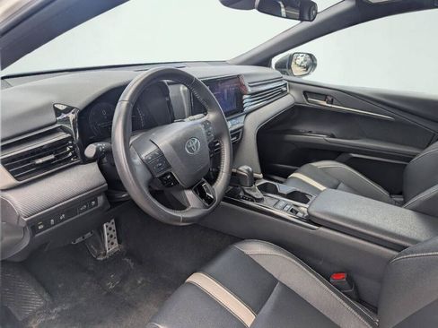 Used 2025 Toyota Camry SE FWD image 27