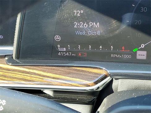 Certified 2023 Cadillac Escalade Premium Luxury w/ LPO, Illumination Package image 16