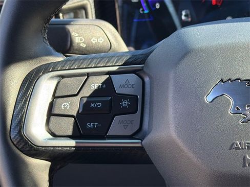 Certified 2024 Ford Mustang Coupe image 25