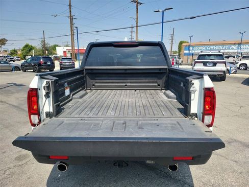 Used 2023 Honda Ridgeline Sport image 17