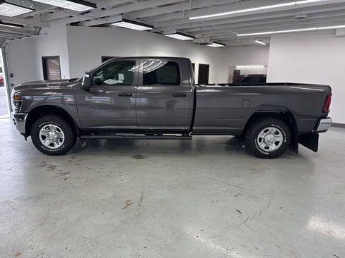 Used 2025 RAM 3500 Tradesman image 9