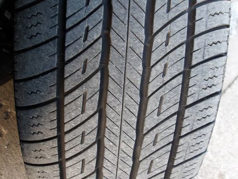 Used 2014 Lincoln MKS image 44