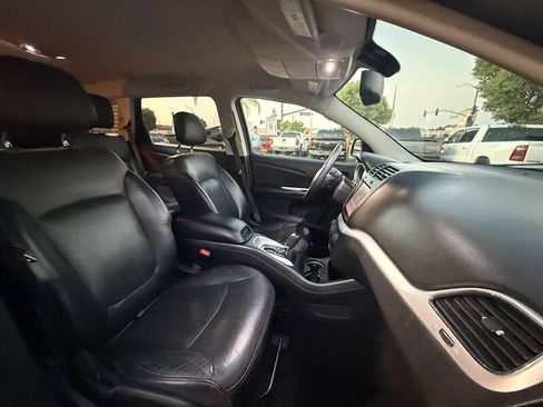 Used 2015 Dodge Journey R/T AWD/4WD image 29