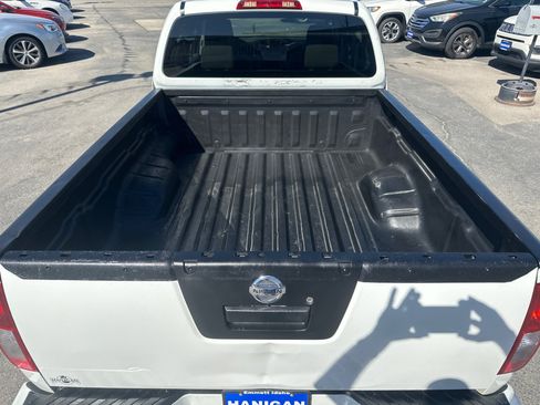 Used 2019 Nissan Frontier S image 21