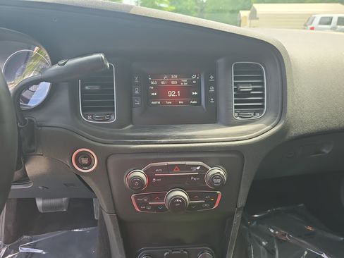 Used 2017 Dodge Charger Police w/ Fleet Park Assist Group AWD/4WD image 21