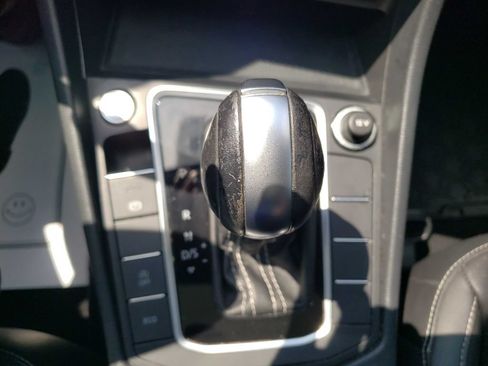 Used 2021 Volkswagen Jetta SE w/ SE Cold Weather Package FWD image 20