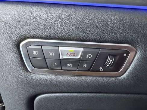 Used 2021 BMW X7 xDrive40i w/ Premium Package 2 image 16