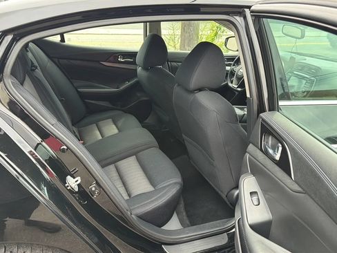 Used 2018 Nissan Maxima 3.5 S FWD image 25
