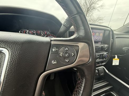 Used 2015 GMC Sierra 2500 SLT w/ All-Terrain HD Package image 22