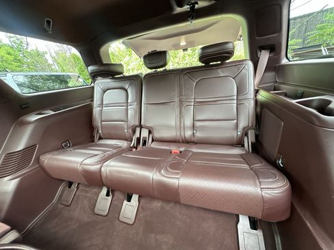 Used 2018 Lincoln Navigator Black Label AWD/4WD image 34