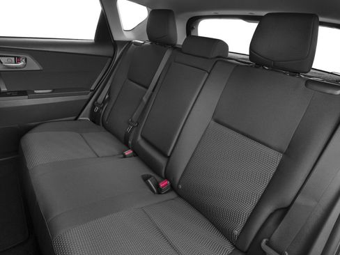 Used 2018 Toyota Corolla iM w/ Carpet Mat Package (TMS) FWD image 9