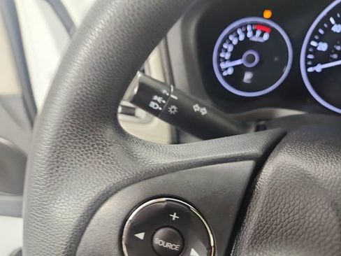 Used 2017 Honda HR-V LX image 15