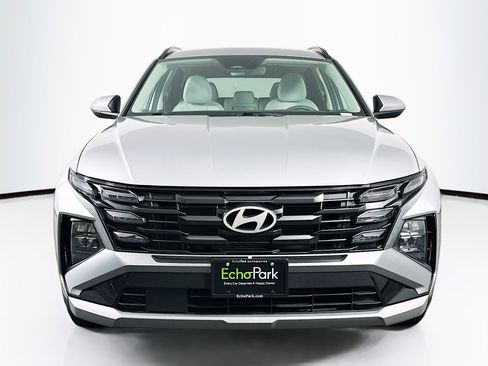 Used 2025 Hyundai Tucson SEL image 2