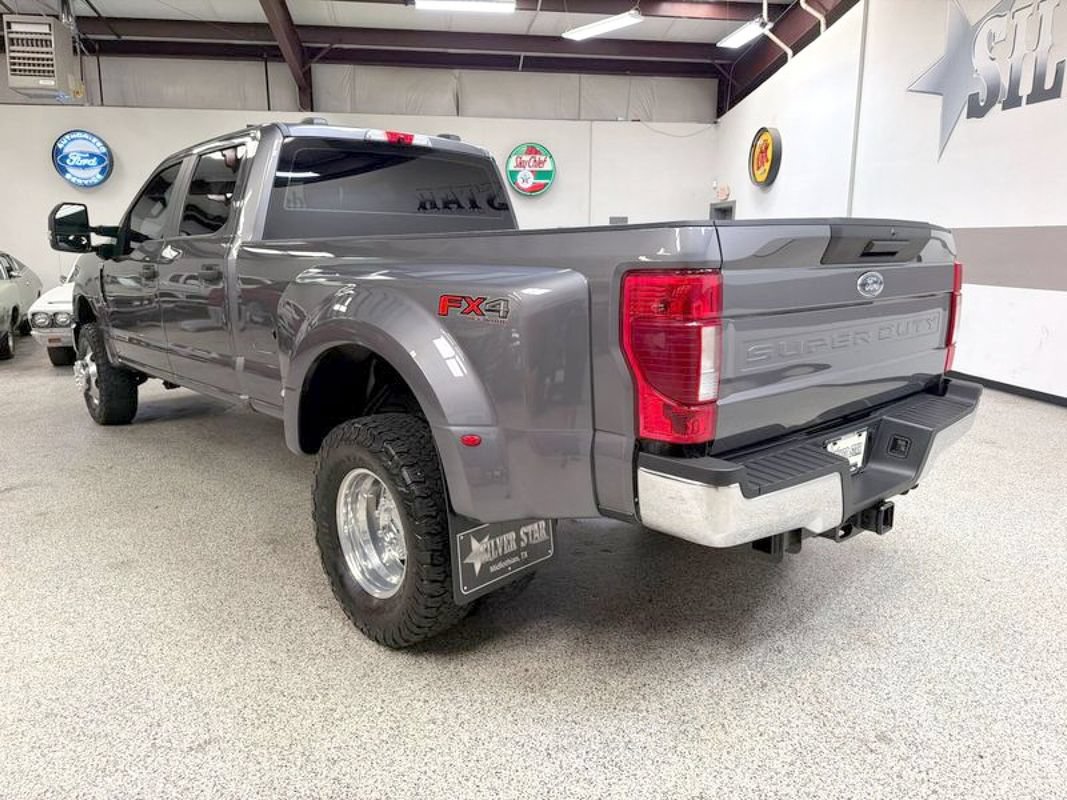 Used 2022 Ford F350 XL w/ STX Appearance Package AWD/4WD image 5