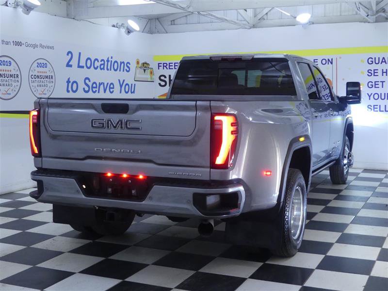 Used 2025 GMC Sierra 3500 Denali Ultimate AWD/4WD image 7