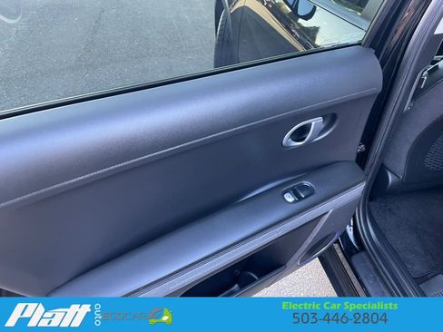 Used 2023 Hyundai Ioniq 5 SEL image 39