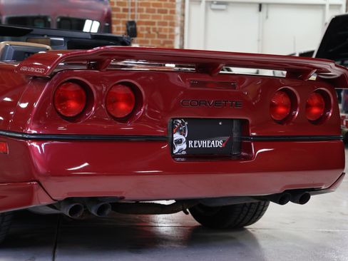 Used 1989 Chevrolet Corvette Convertible image 36