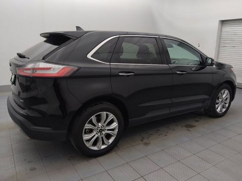 Used 2024 Ford Edge Titanium image 10
