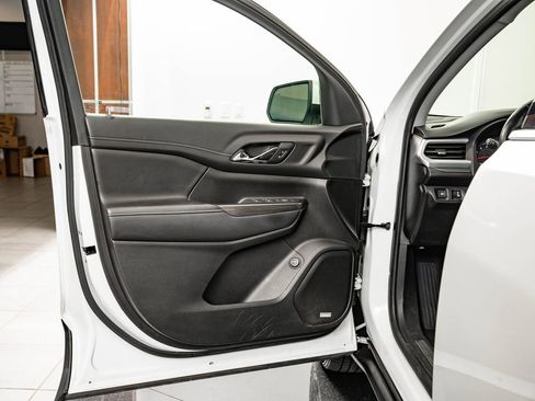 Used 2019 GMC Acadia SLT FWD image 27