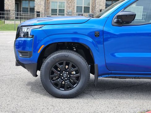 New 2026 Nissan Frontier SV w/ Tow Package AWD/4WD image 6
