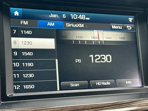 Used 2015 Hyundai Genesis 3.8 image 17