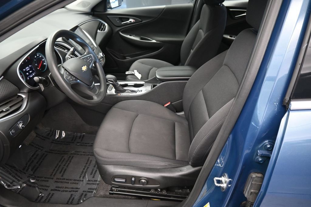 Used 2025 Chevrolet Malibu LT FWD image 26