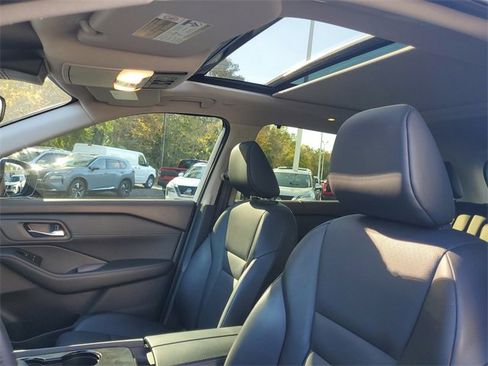 Certified 2023 Nissan Rogue SV w/ SV Premium B Package image 19