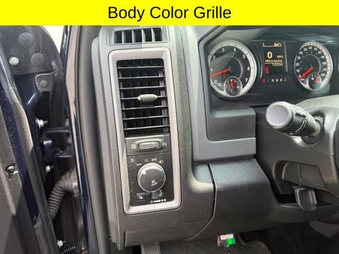 Used 2016 RAM 1500 Express AWD/4WD image 14