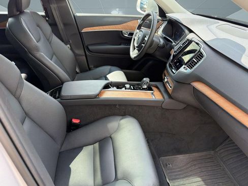 Used 2024 Volvo XC90 T8 Plus w/ Protection Package Premier AWD/4WD image 24