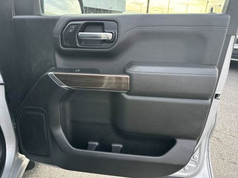 Used 2022 Chevrolet Silverado 1500 LT image 18