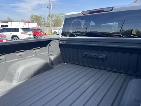 Used 2021 GMC Sierra 1500 AT4 image 9