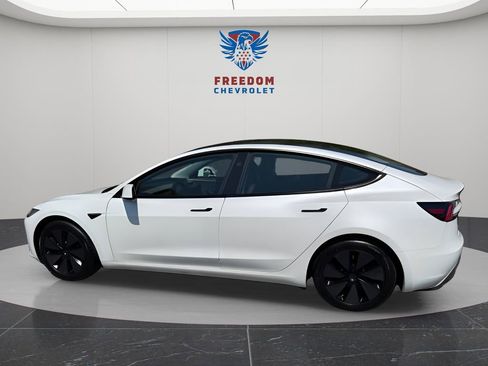 Used 2025 Tesla Model 3 Long Range AWD/4WD image 3