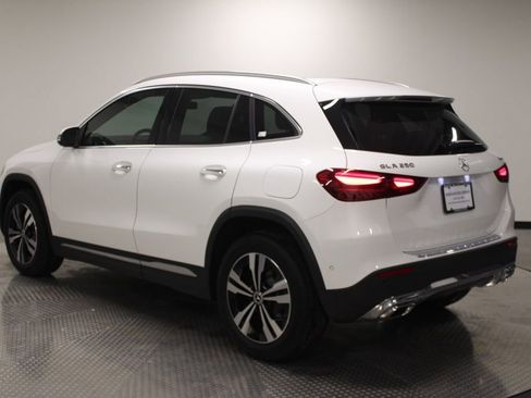 Certified 2026 Mercedes-Benz GLA 250 4MATIC image 3