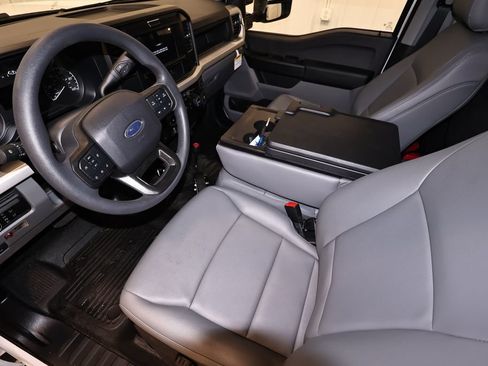 New 2026 Ford F550 4x4 Regular Cab Super Duty image 23