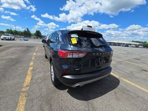 Used 2022 Ford Escape SE w/ Convenience Package AWD/4WD image 6