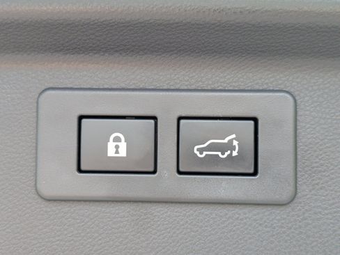 Used 2024 Subaru Forester Limited AWD/4WD image 11