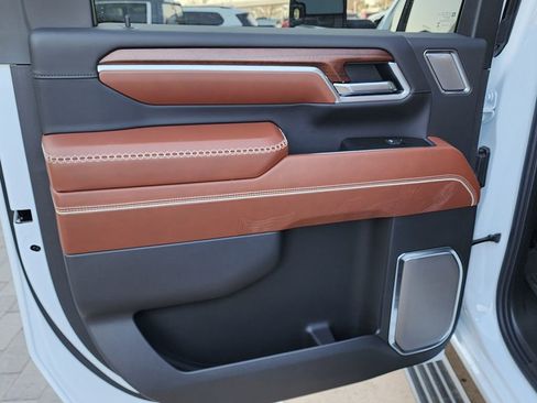 New 2026 GMC Sierra 3500 Denali Ultimate image 46