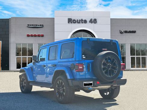Used 2023 Jeep Wrangler Unlimited Sahara image 4