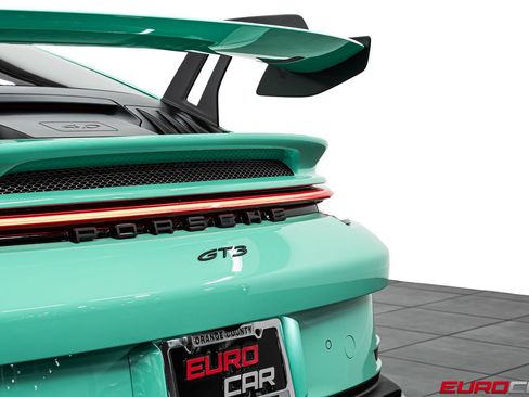 Used 2022 Porsche 911 GT3 RWD image 20