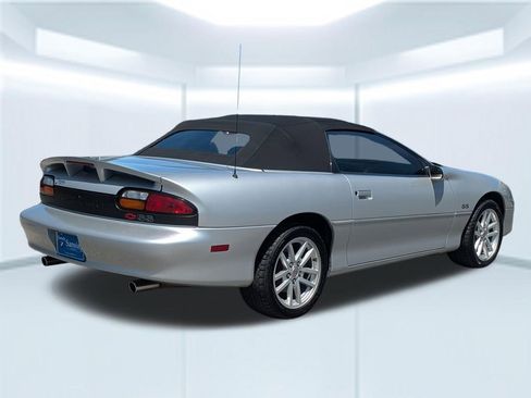 Used 2002 Chevrolet Camaro Z28 w/ SS Performance/Appearance Pkg image 5