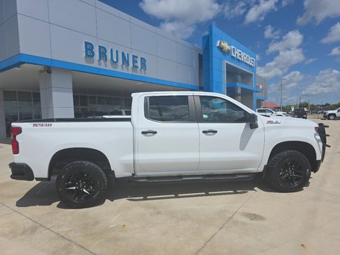 Used 2021 Chevrolet Silverado 1500 LT Trail Boss w/ Bed Protection Package image 22