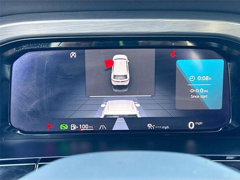 Used 2025 Volkswagen Atlas Cross Sport SE image 12