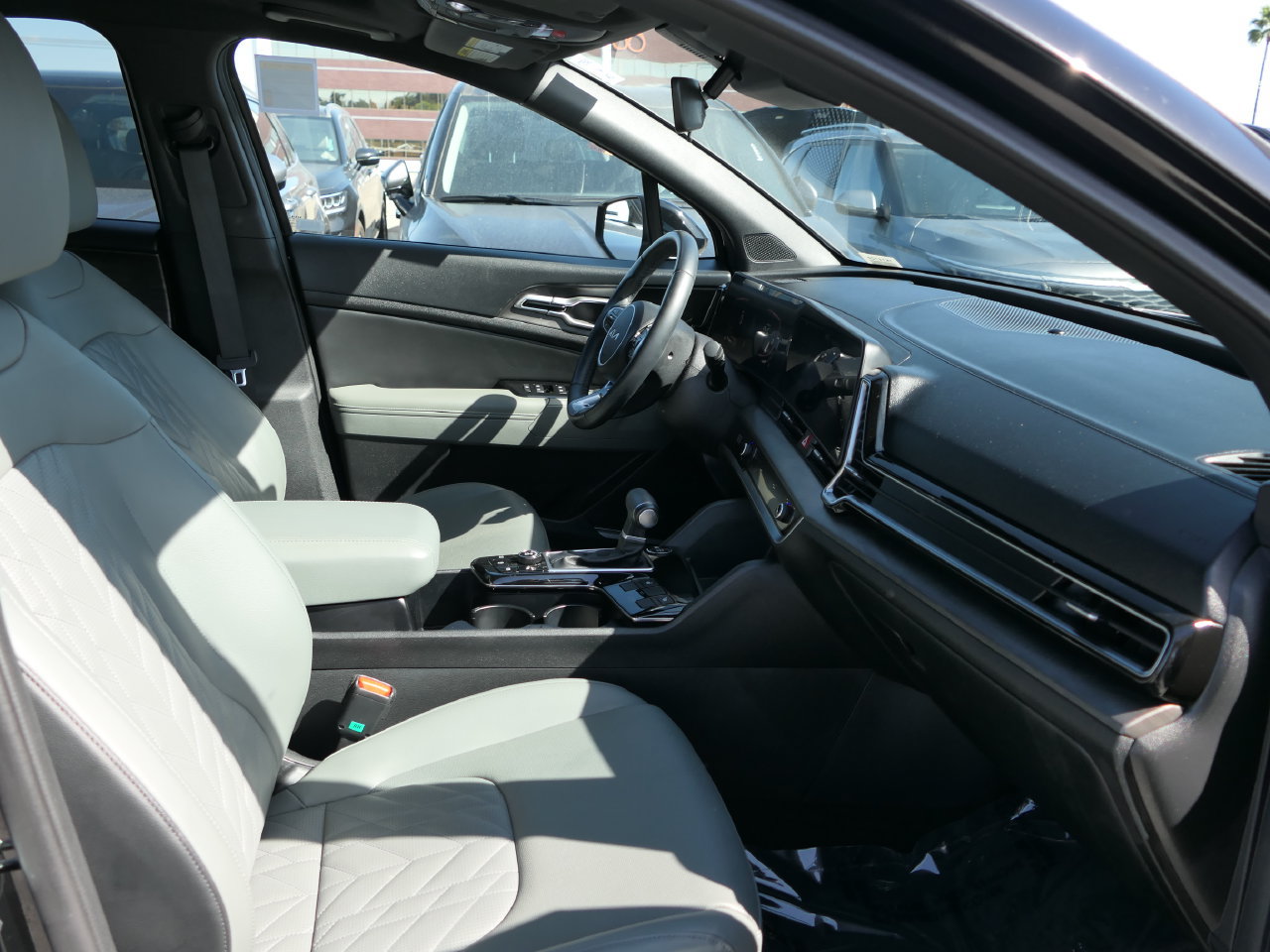 Used 2023 Kia Sportage X-Line w/ X-Line Premium Package AWD/4WD image 30