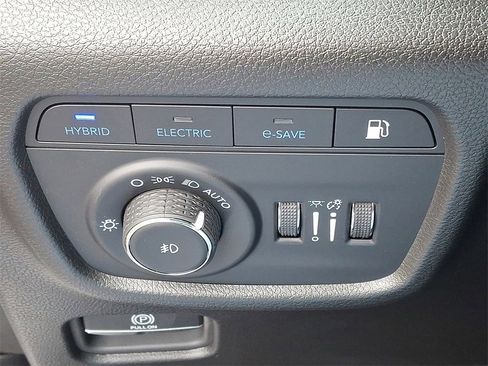 New 2024 Jeep Grand Cherokee Limited 4xe w/ Luxury Tech Group II image 20