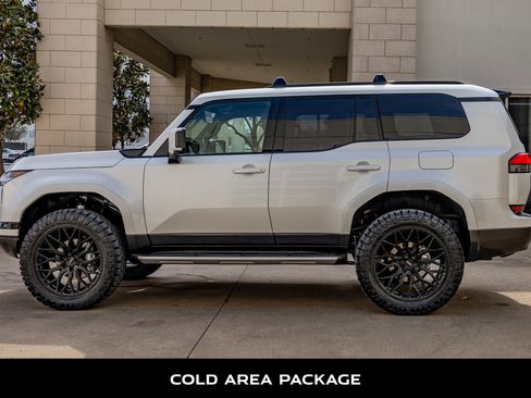 Used 2026 Lexus GX 550 w/ Accessory Package (2T) image 6